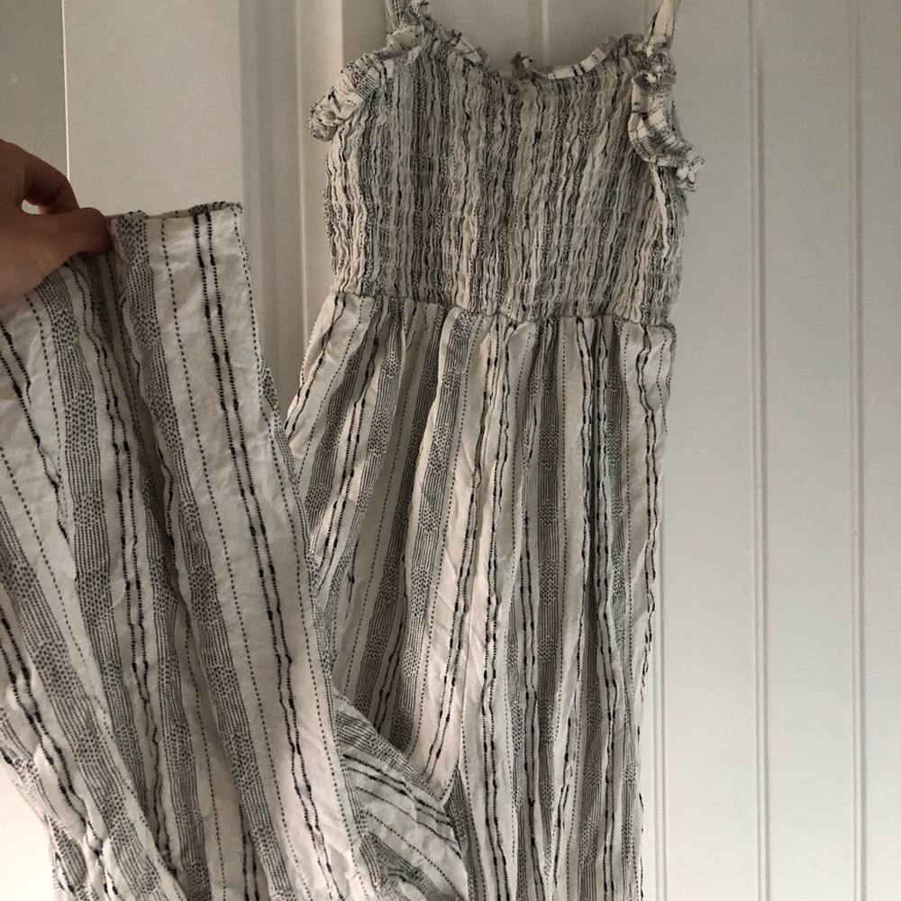 Romper - Picture 2 of 3